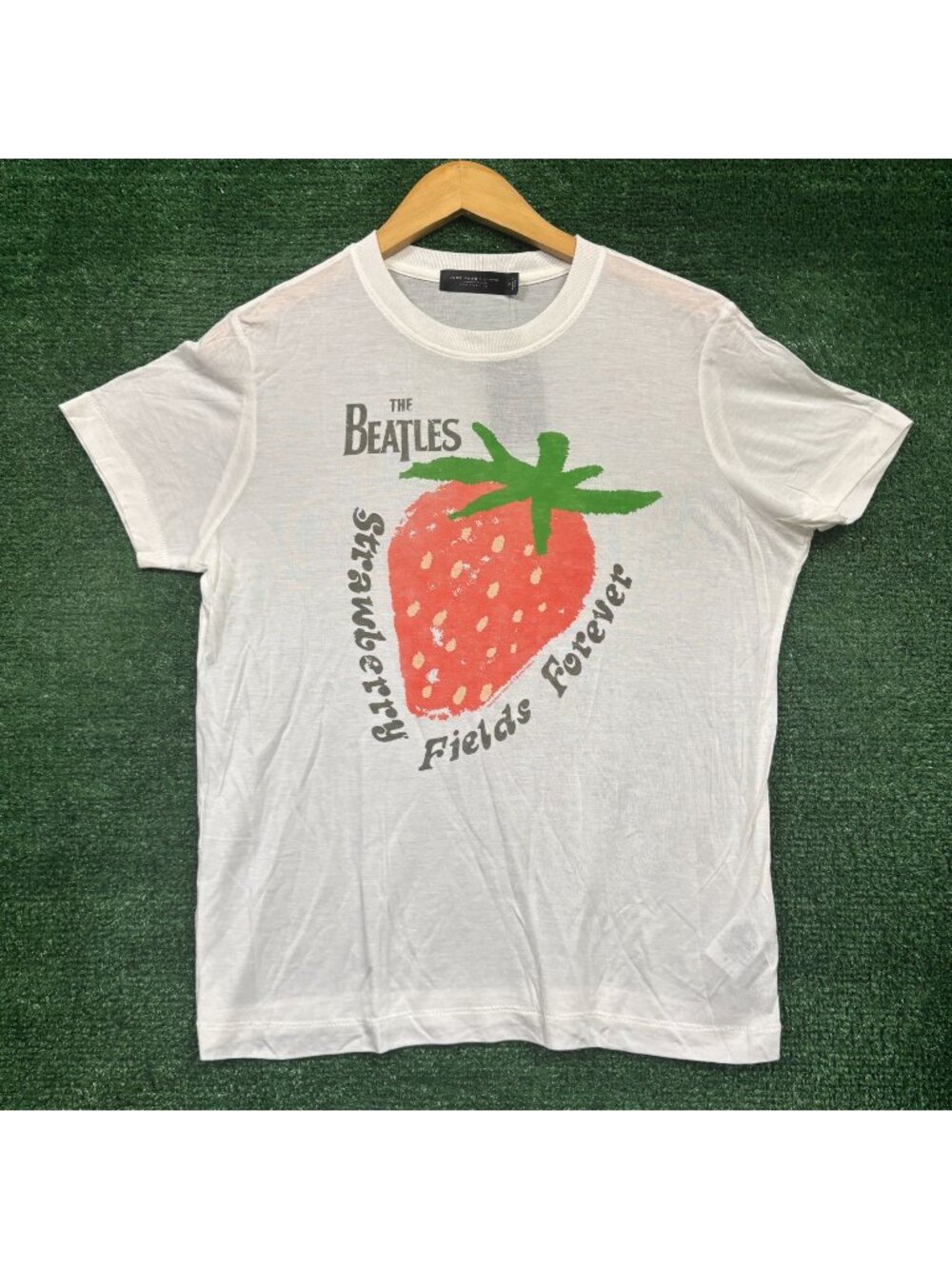 The Beatles Strawberry Fields Forever White T-Shirt Size Small